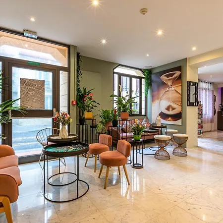 Hotel Ariane Montparnasse By Patrick Hayat Paris
