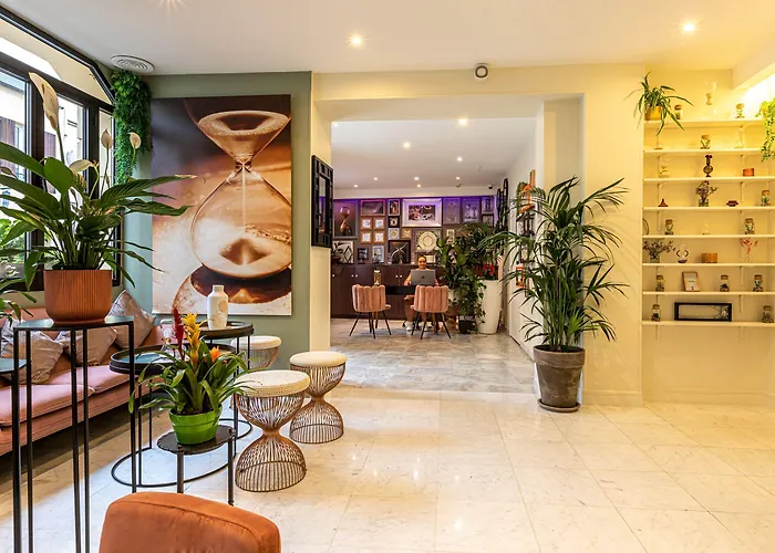 Ariane Montparnasse By Patrick Hayat 3*