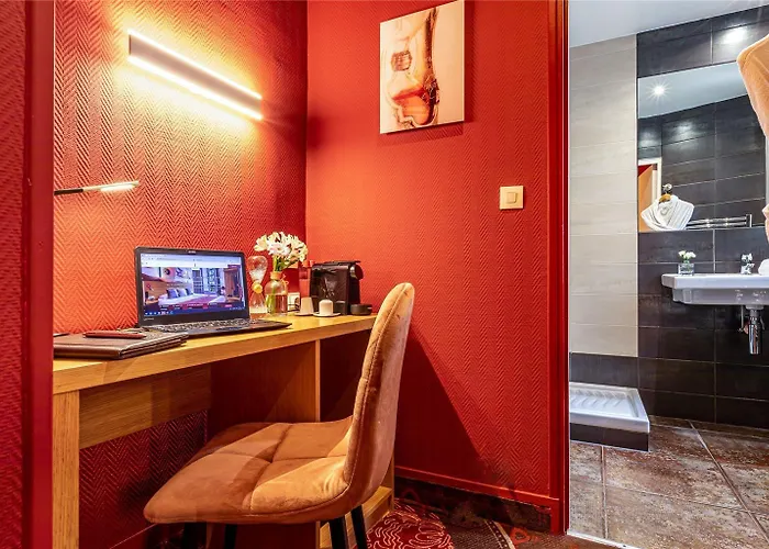 Ariane Montparnasse By Patrick Hayat 3*